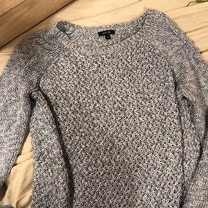 Sparkled/Light blue knit sweater